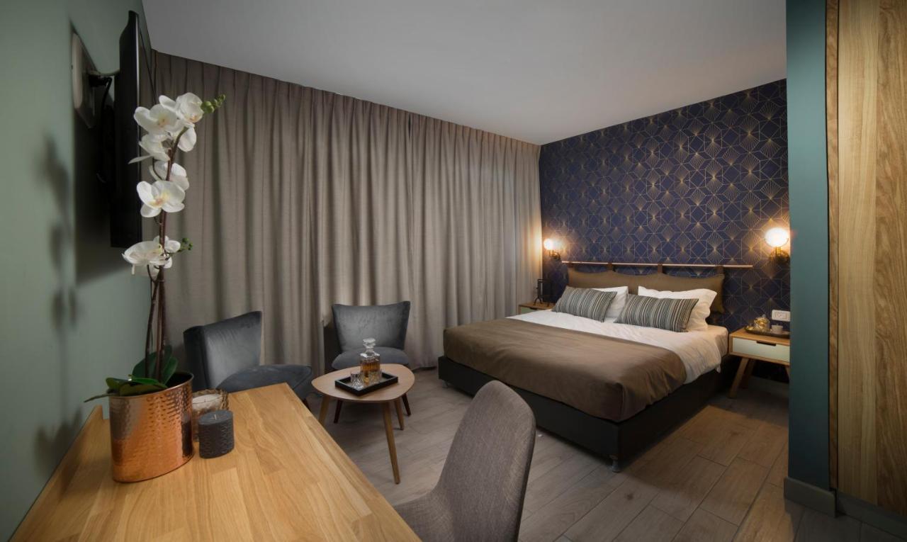 Diana Hotel Хайфа Стая снимка